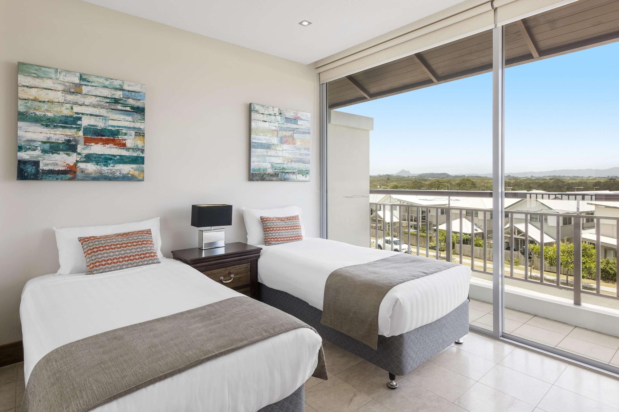 Oaks Casuarina Santai 4*
